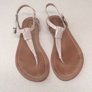 Mia sandals
